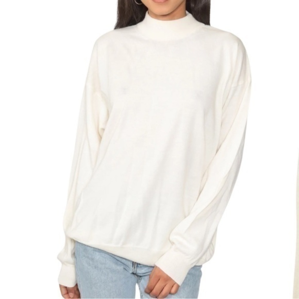Vintage Stitches In Time Women’s Grannycore Style Off White Mock Neck Sweater